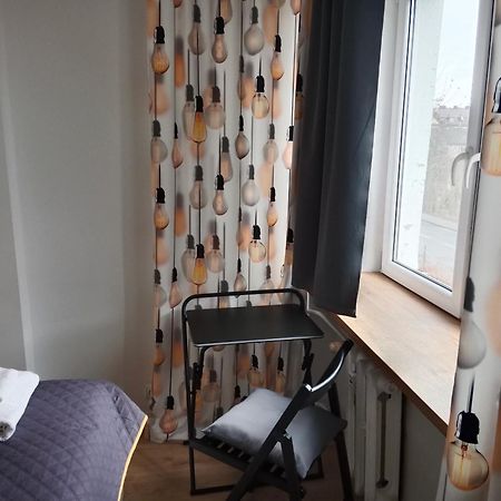 Apartament Dwupokojowy Ostrowiec Świętokrzyski المظهر الخارجي الصورة