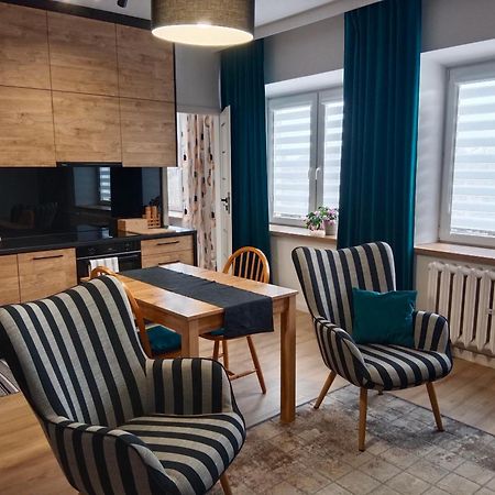 Apartament Dwupokojowy Ostrowiec Świętokrzyski المظهر الخارجي الصورة