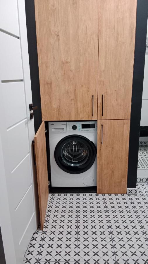 Apartament Dwupokojowy Ostrowiec Świętokrzyski المظهر الخارجي الصورة