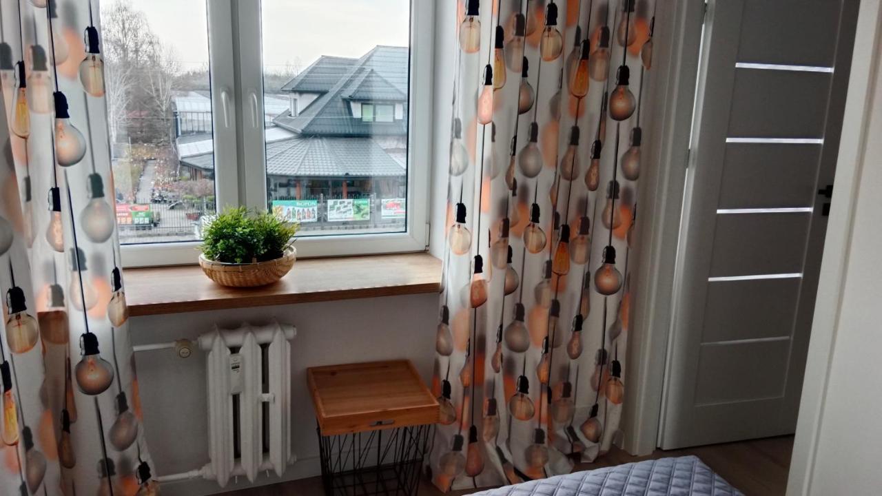 Apartament Dwupokojowy Ostrowiec Świętokrzyski المظهر الخارجي الصورة