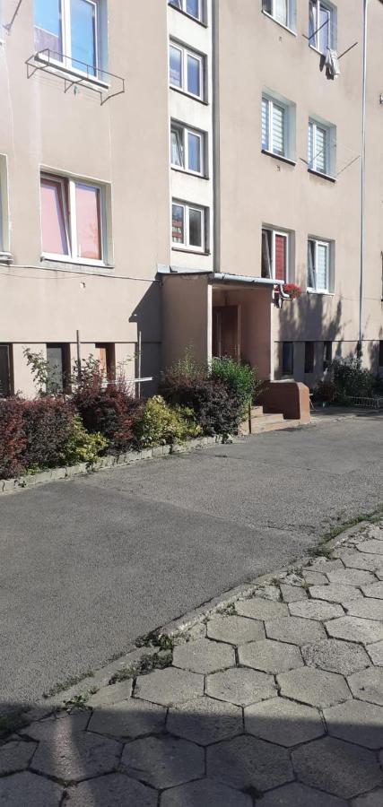 Apartament Dwupokojowy Ostrowiec Świętokrzyski المظهر الخارجي الصورة